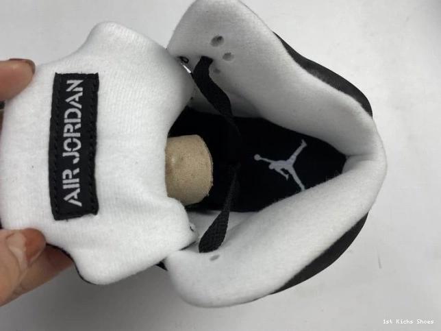 1st Kicks CT4838-011 JORDAN 5 AIR OREO 0816